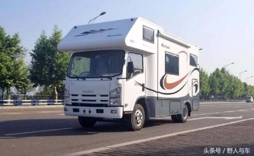 用轻客或蓝牌厢式货车改装房车，在交规中如何规定的，可行吗？