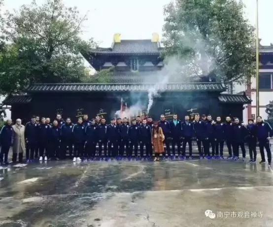 世界杯为什么万达有广告(不推产品不撒狗血不做广告！这届世界杯，万达是清流)