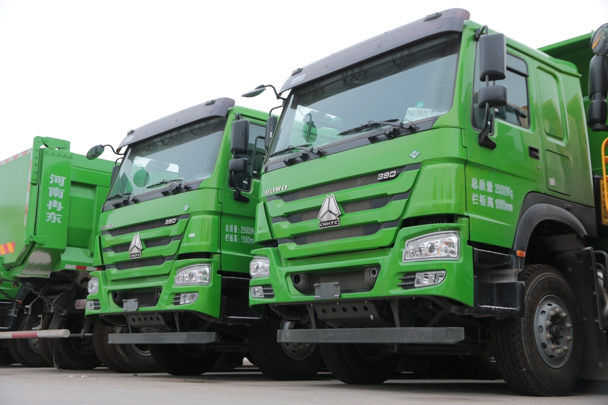 买台渣土干工程,重汽豪沃自卸车了解一下