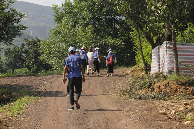 山东女子学院街道（山东女子学院科技支农实践队）