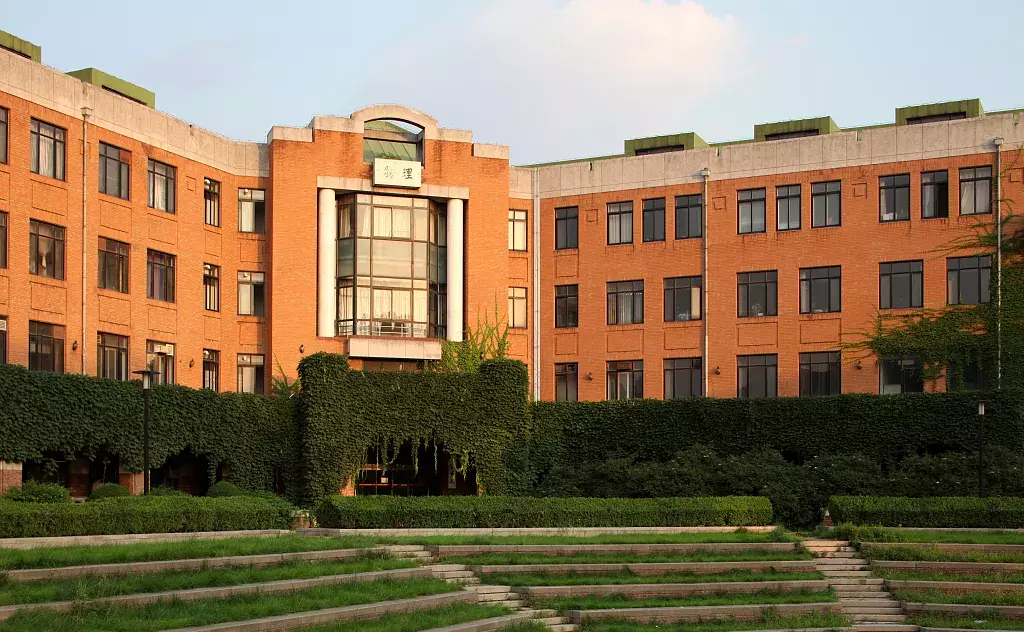 暑假想带孩子参观北大、清华？那就快收好这份预约参观+游览攻略！