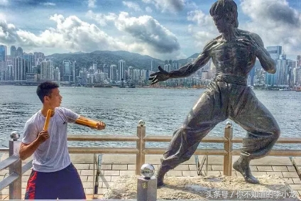 nba哪些球星是李小龙粉丝(龙文化现象｜偶像中的偶像：李小龙的那些NBA超级巨星粉丝们)