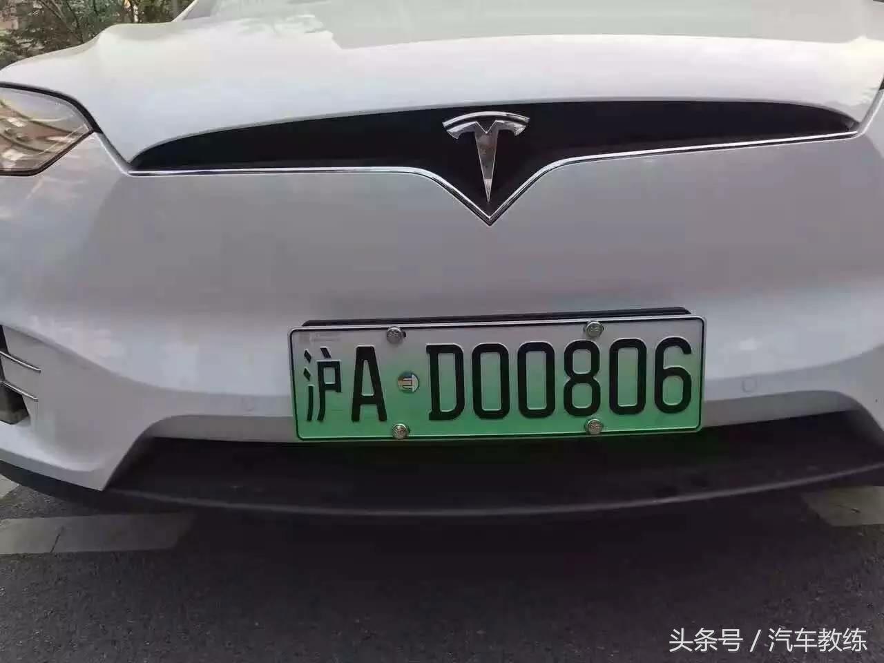 为什么有的车牌是绿色，有的是白色，这里面可大有讲究！