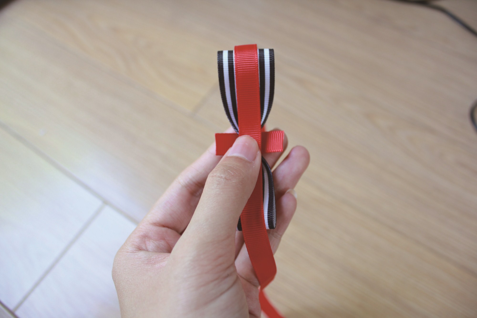 送给孩子最好的礼物,自制diy可爱发饰,小领结