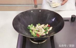 牛肚的家常做法，一道经典的下酒菜，招待朋友倍有面子