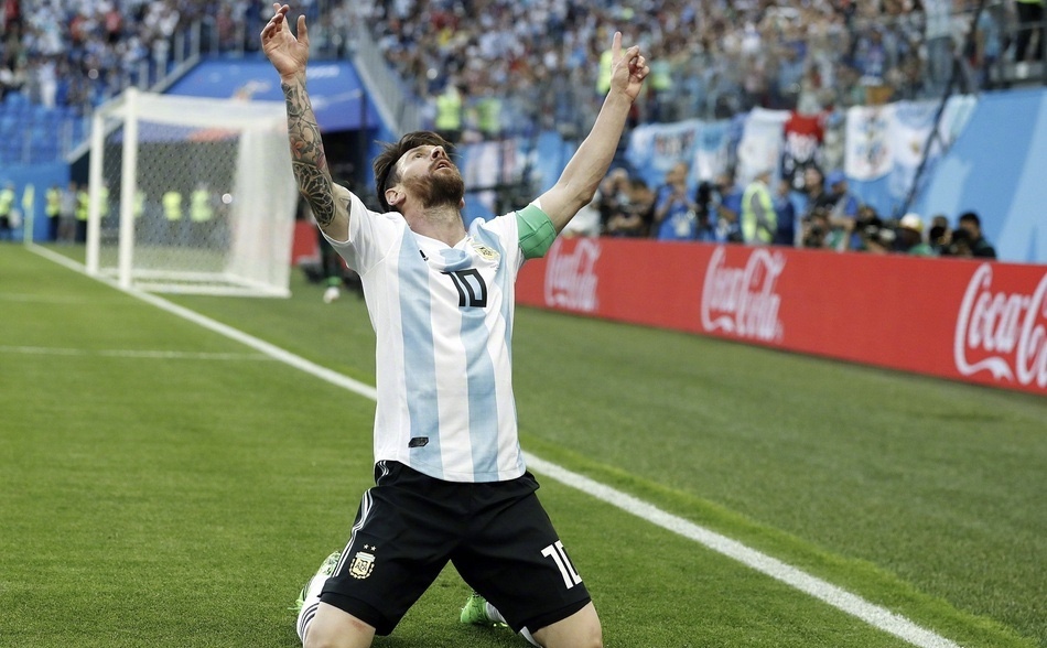 世界杯期间桑保利的战术和用人被外界诟病很大,导致阿根廷队空有梅西