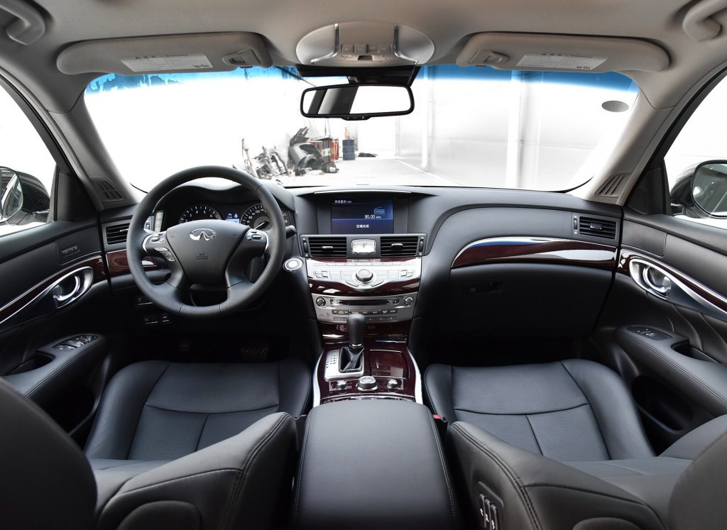 裸车31万起,进口 v6发动机 后驱,英菲尼迪q70l为何卖不动