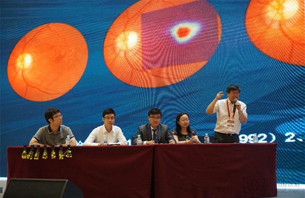 数百位眼科医生针锋相对，和AI比赛，最后结果出乎意料