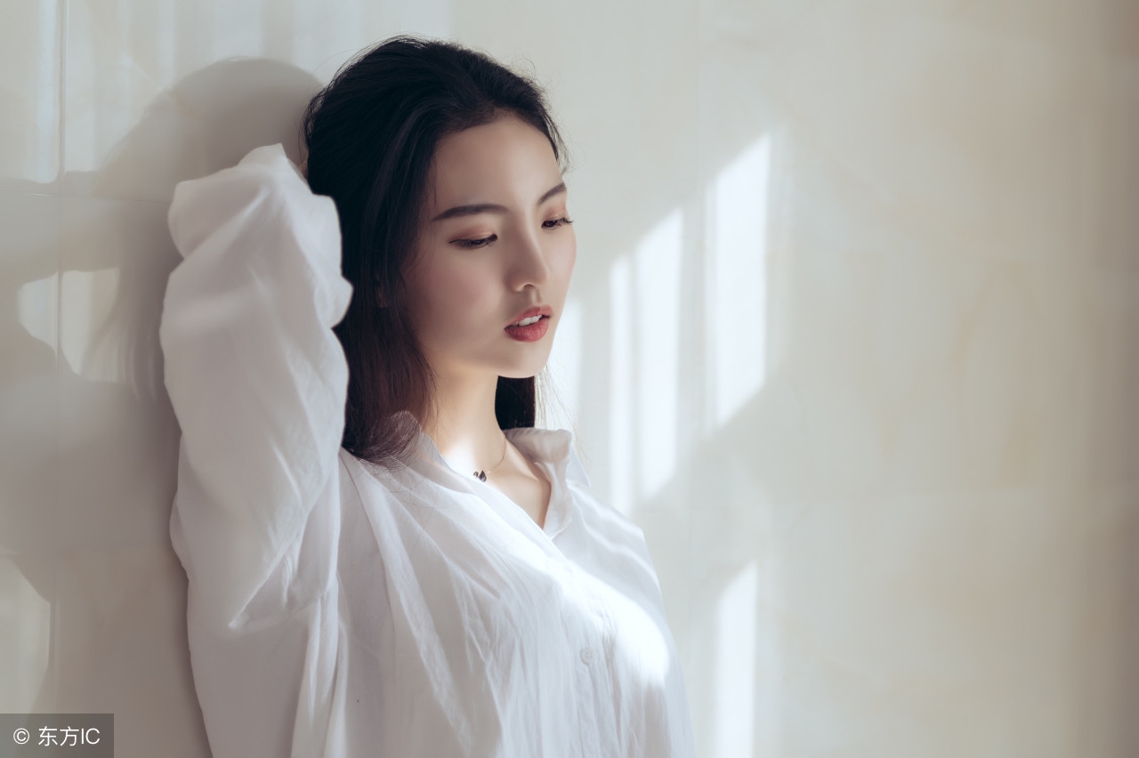 这8句耐人寻味让人反思自省的句子，让人看透红尘世俗中点点纷扰