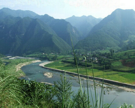 墓地风水大有讲究，论传统风水学的“风水宝地”模式！你值得收藏