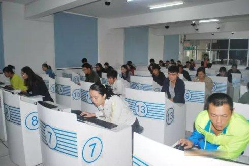 科四考试有技巧，不用死记硬背，学会这几点，100分通过