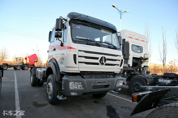 奔驰a130图片,奔驰130报价及图片_大山谷图库