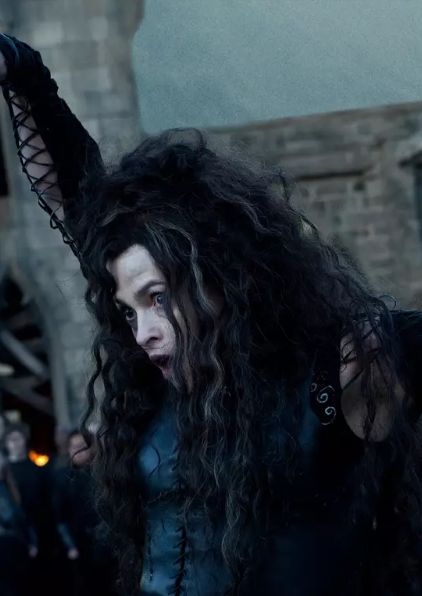饰演角色:黑女巫bellatrix lestrange7《哈利·波特与死亡圣器(下)》
