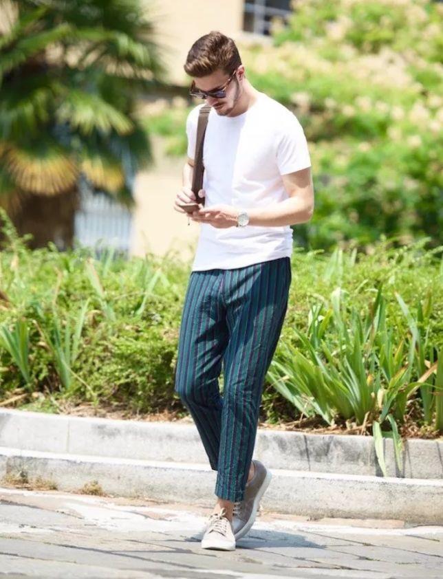 脸上抹啥能填平痘痕留下的“陨石坑”？