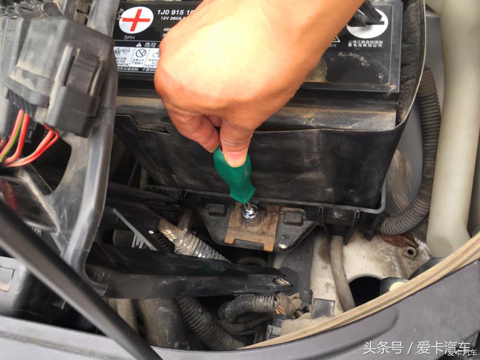 该来的总会来的，7.5年Polo劲情更换电瓶！