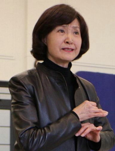 86版西游记“白骨精”近照，2年时间里75岁杨春霞的头发变得花白