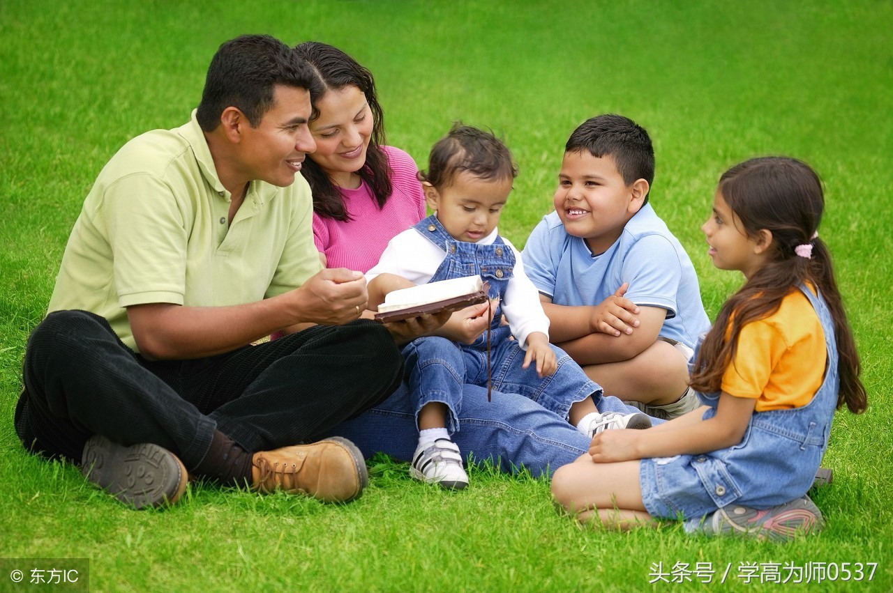 �й��Ŵ���ѧ�������侫ѡ ��ʥ���͵����˼��