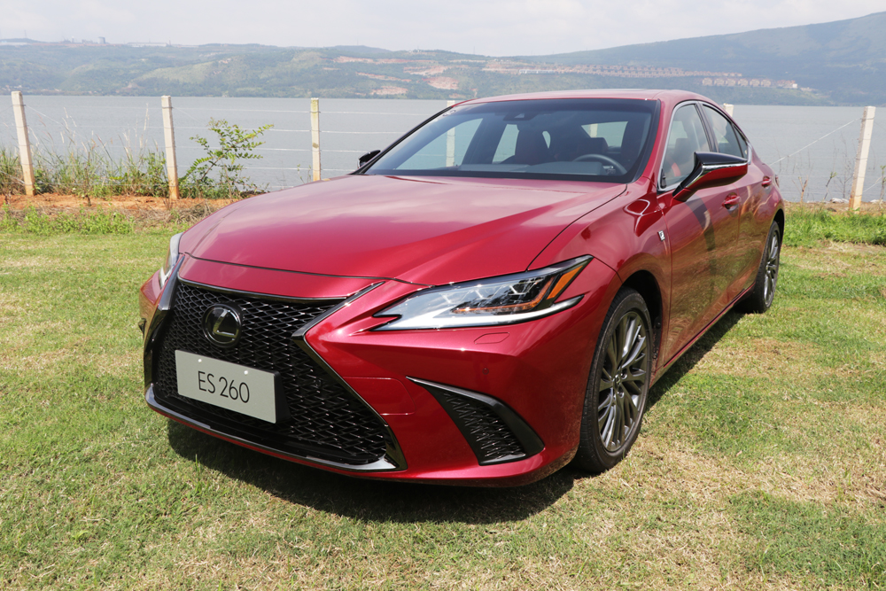 深邃清澈 张弛有度,试驾全新雷克萨斯es260 f sport--众创财经