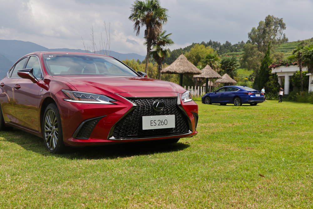 深邃清澈 张弛有度,试驾全新雷克萨斯es260 f sport--众创财经