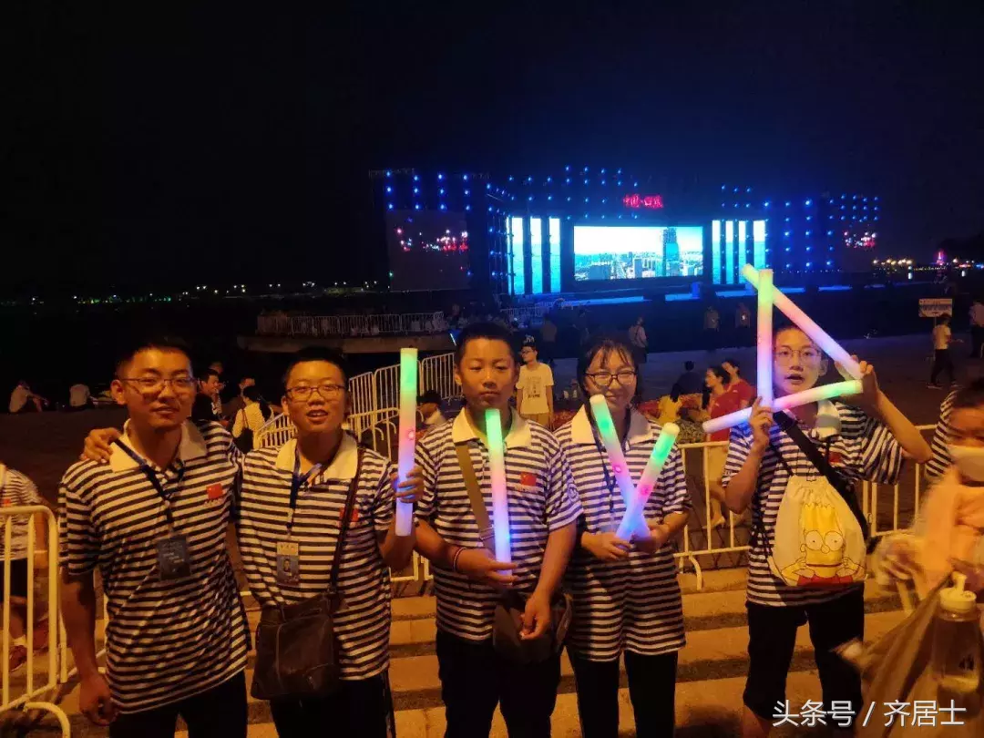 你没看错，北师大庆阳附校的学生们是这样过暑假的……