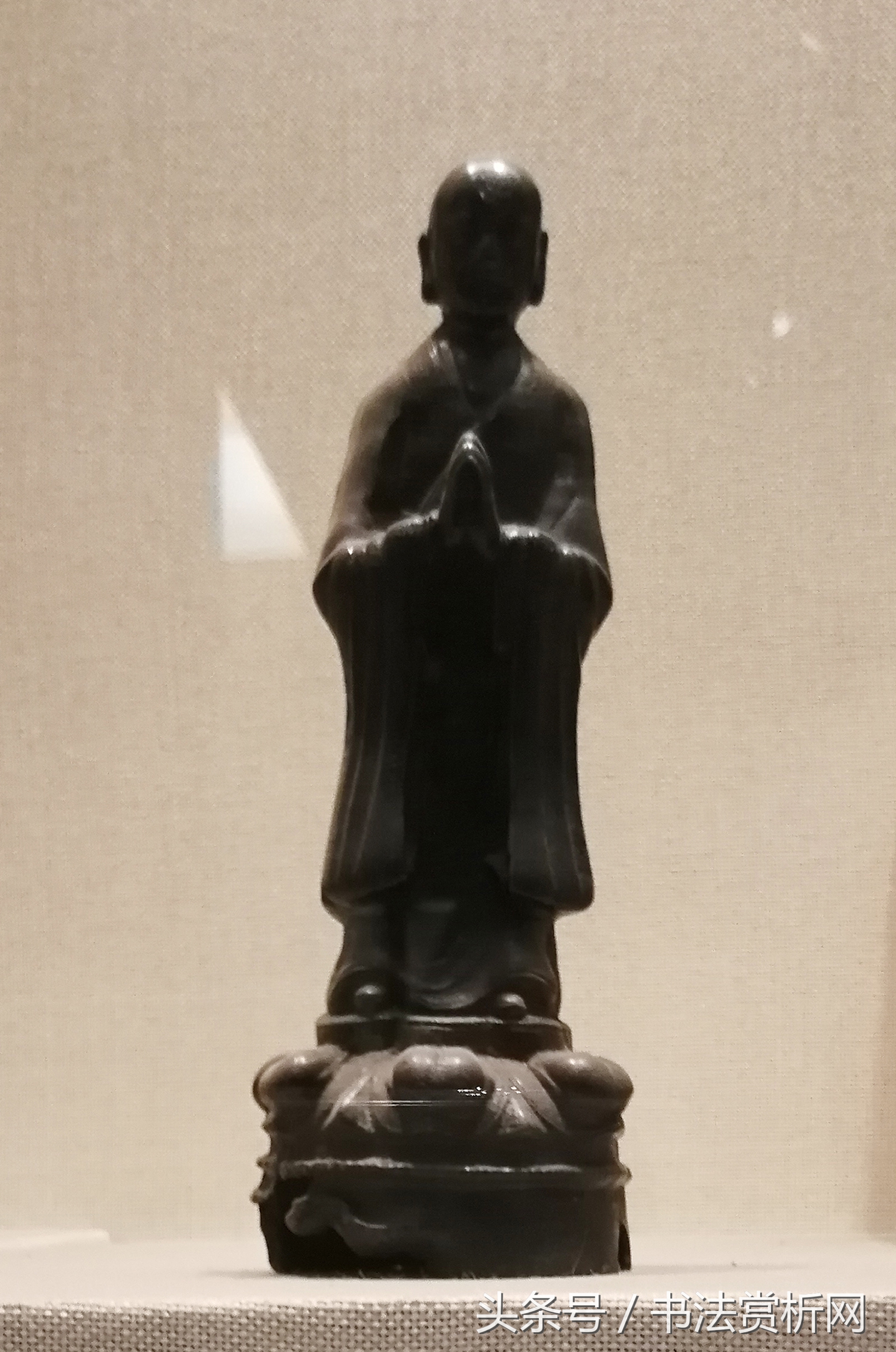 唐、明、清代35尊精品铜佛造像，造型优美，是佛造像中的珍品！
