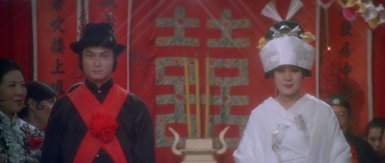 70年代经典作，中国男子娶日本媳妇，引得日本武术界集体上门踢馆