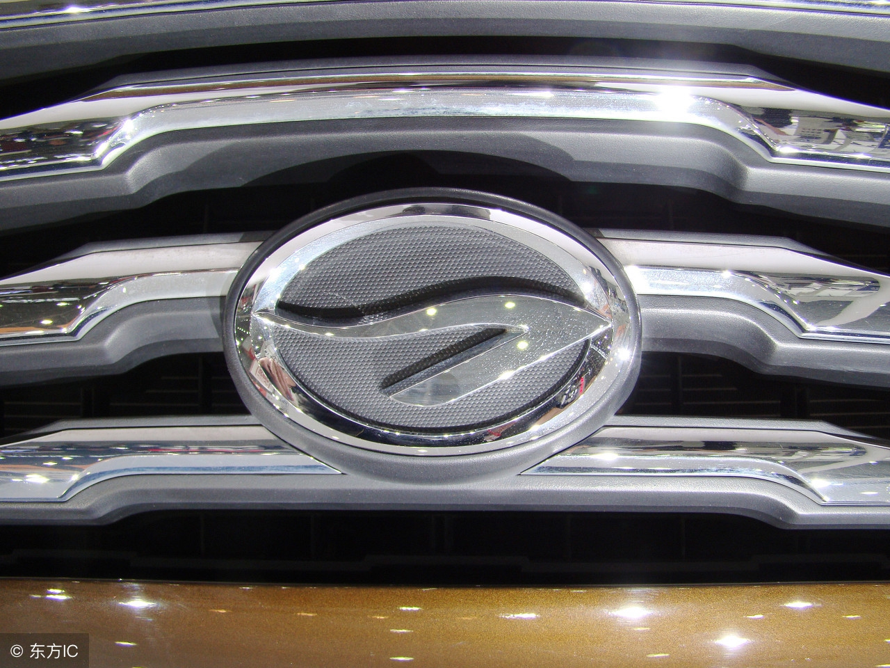 迈腾1.8T豪华版怎么样，大约需要多少钱？