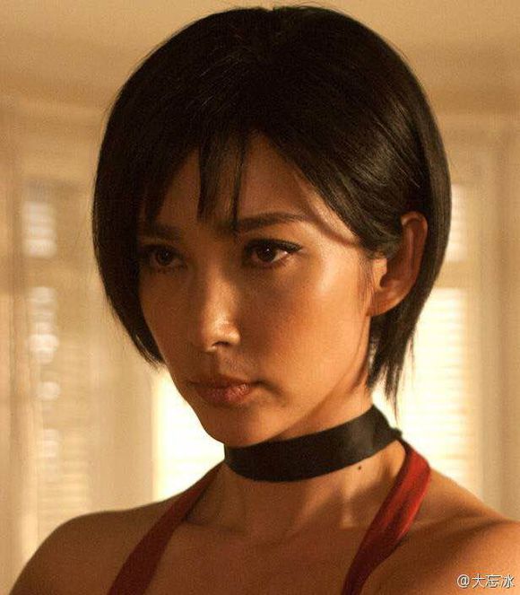 谈谈生化危机真人版中李冰冰的问题