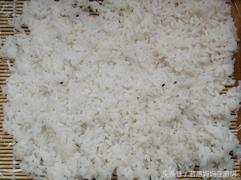肯德基握的大饭团卖20元，自己在家做成本不到5块钱，美味翻倍！
