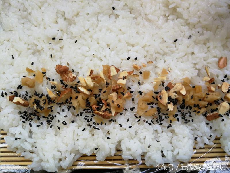 肯德基握的大饭团卖20元，自己在家做成本不到5块钱，美味翻倍！