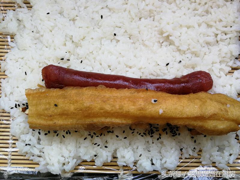 肯德基握的大饭团卖20元，自己在家做成本不到5块钱，美味翻倍！