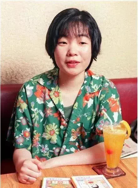 但既然以作者为原型,也许三浦美纪的人生就是小丸子的未来吧,若我们