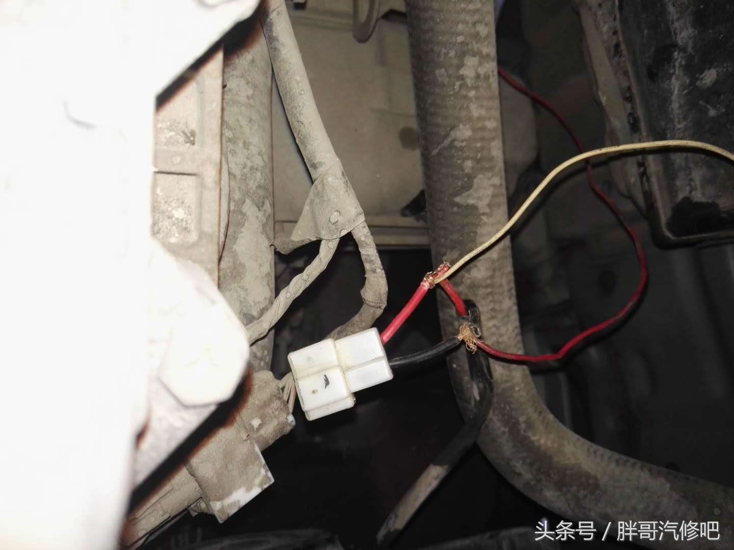 发动机高温报警，胖哥“0”成本给车主解决问题