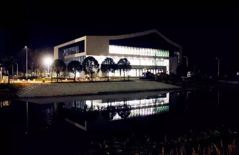 抢先看，西华大学宜宾研究院开学倒计时，校园美景都在这儿！