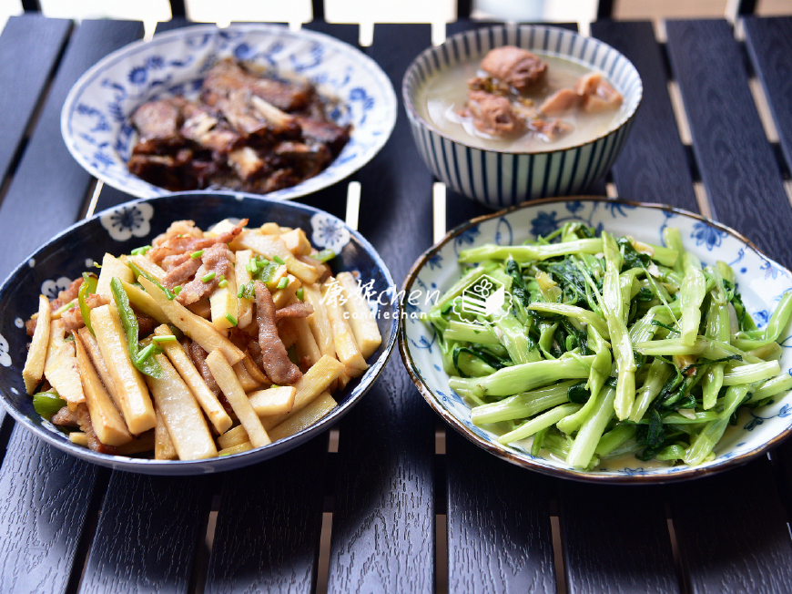 3菜1汤的晚餐(晚餐三菜一汤)