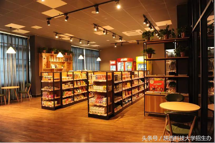 陕西最“豪华”大学：门禁刷脸、全部单人间澡堂，还有免费IPAD