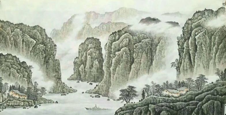 云雾茫茫美如画，山水依依自豪迈