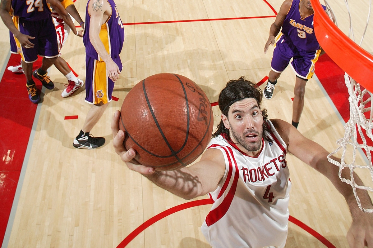 nba后卫弹跳倒数的有哪些(NBA中弹跳力最差的四位球员，对于最后一位来说，扣篮几乎不可能)