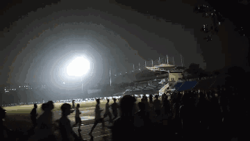 每周第十节课不上啦！浙大鼓励学生体育锻炼，导致操场跑步人数激增