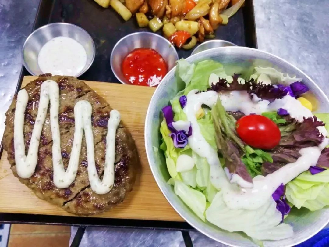 全西安尺度最大的鸡店，一个人有点不敢来……