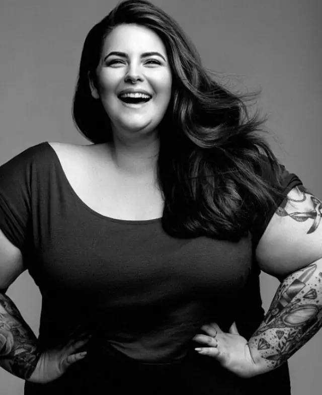 我很胖，我很美——我是泰斯