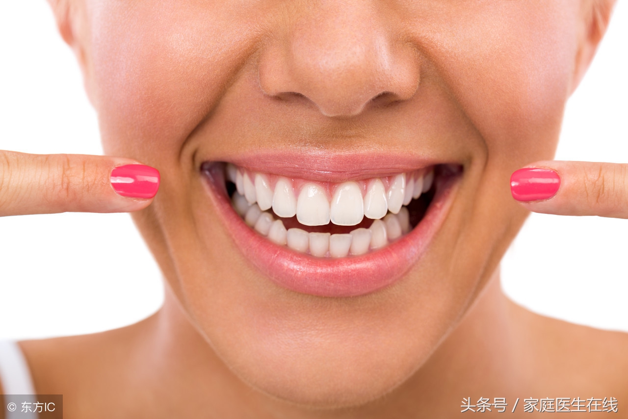 牙齿黄黄的，怎么才能变白？4个方法造福不少黄牙人士！