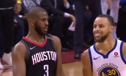 nba为什么能走4步(NBA出现的4种霸王步：库里的腿抬挺高，詹皇霸气程度不及大鲨鱼)