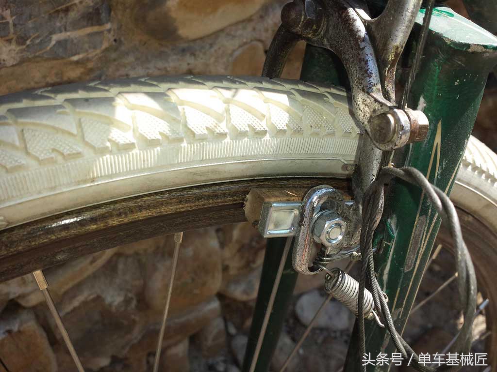 死飞轮胎多少钱一个自行车刹车百年演变史
