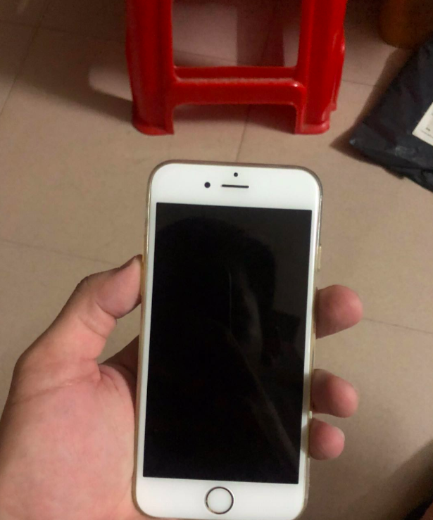 这次赚大了！网友入手iPhone6s 64GB仅800块钱！