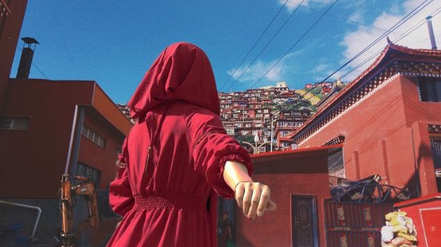 适合旅行发朋友圈的30条句子：20多岁的眼睛是用来看世界的