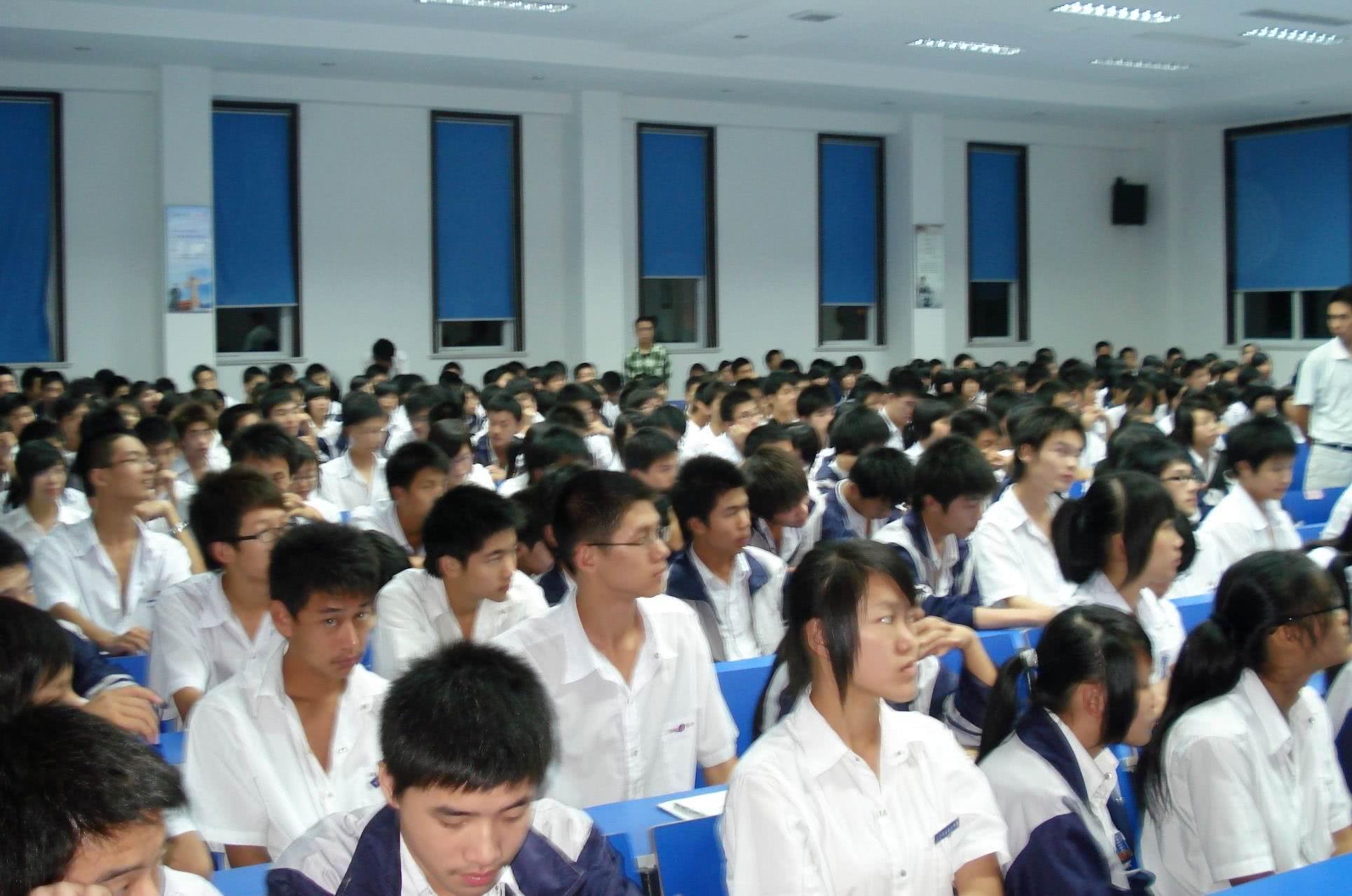 新高考政策被叫停？到底是咋回事儿