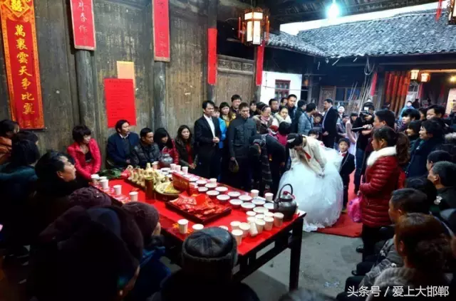 邯郸农村的结婚酒席，这排场看完你怕了没？