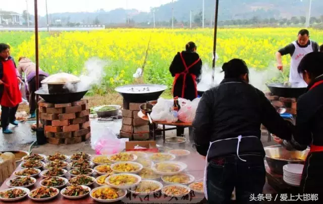 邯郸农村的结婚酒席，这排场看完你怕了没？