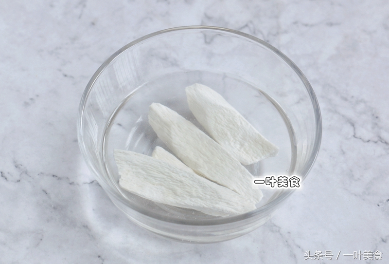 中华九大仙草之首，炖汤时加一点，营养又滋补，提高家人免疫力！